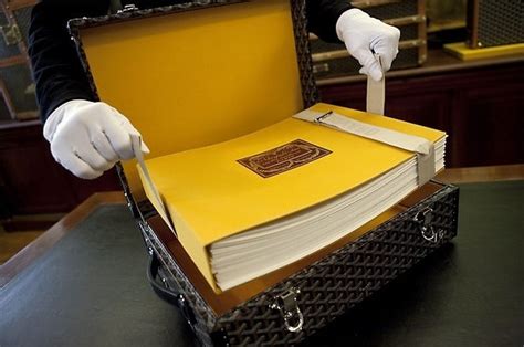 goyard wikipedia italiano|the goyard family book.